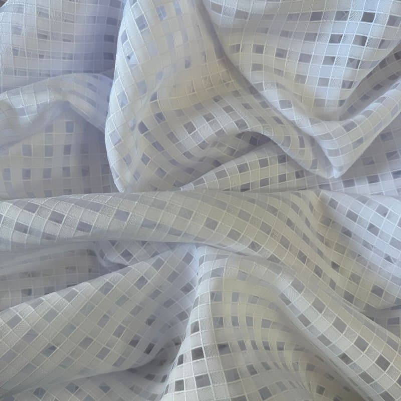 Tecido Organza Bordada -  Quadriculado Branco