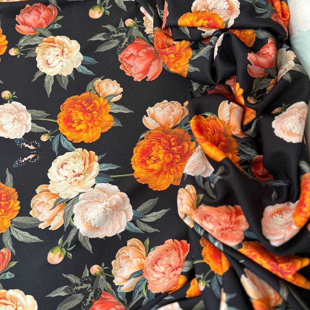 Tecido Estampado Viscoseda Rosas Laranjas - Atacado