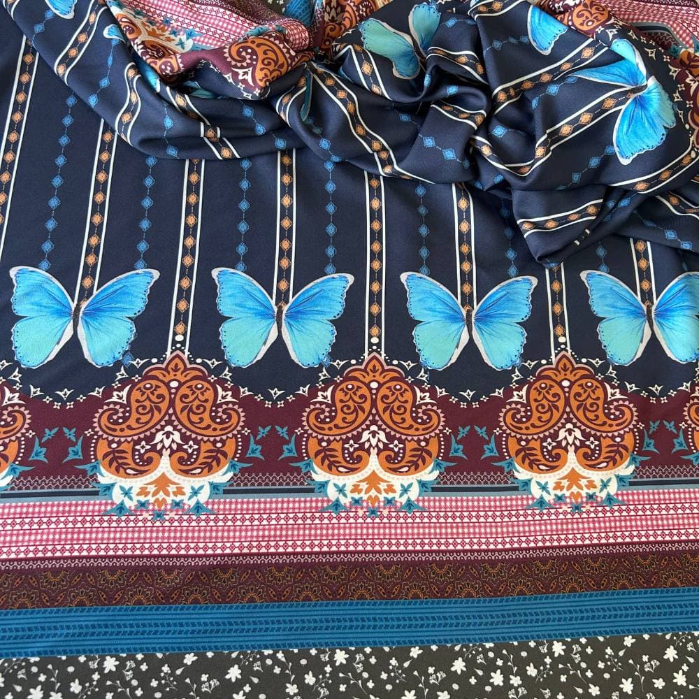 Tecido Estampado Crepe Elise - Barrado Duplo Borboletas