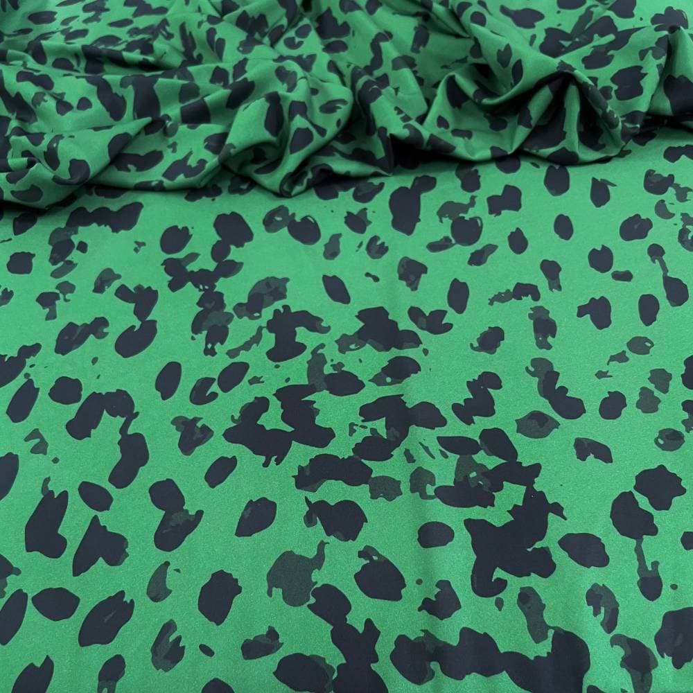 Tecido Estampado Viscoseda animal print verde - Atacado