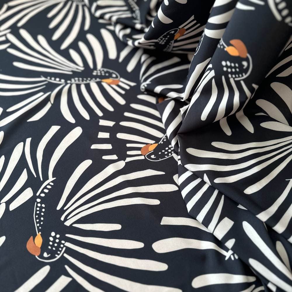 Tecido Estampado Viscoseda Araríssima Preto - Atacado