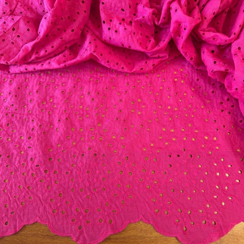 Tecido Laise Bordada Rosa Pink - LIVE
