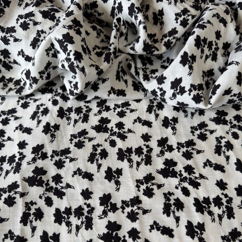Tecido Estampado Viscolinho - Fly Liberty Branco LIVE